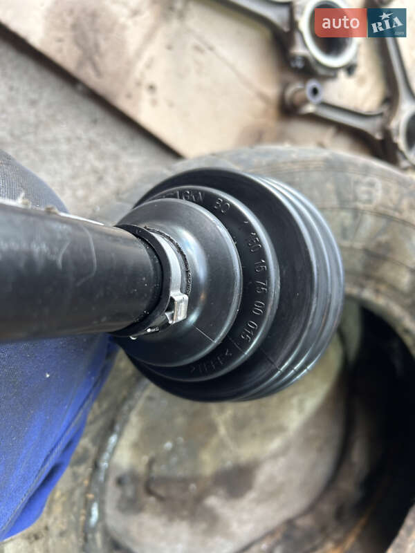 Седан Audi A4 2002 в Одессе