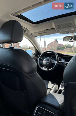 Седан Audi A4 2012 в 