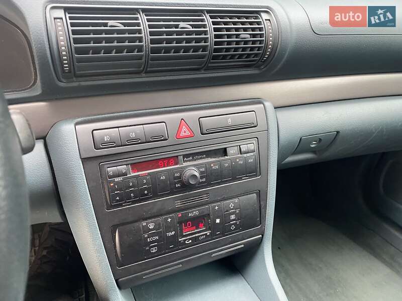 Универсал Audi A4 1999 в Лебедине