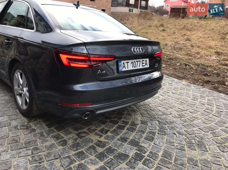 Седан Audi A4 2017 в Ивано-Франковске