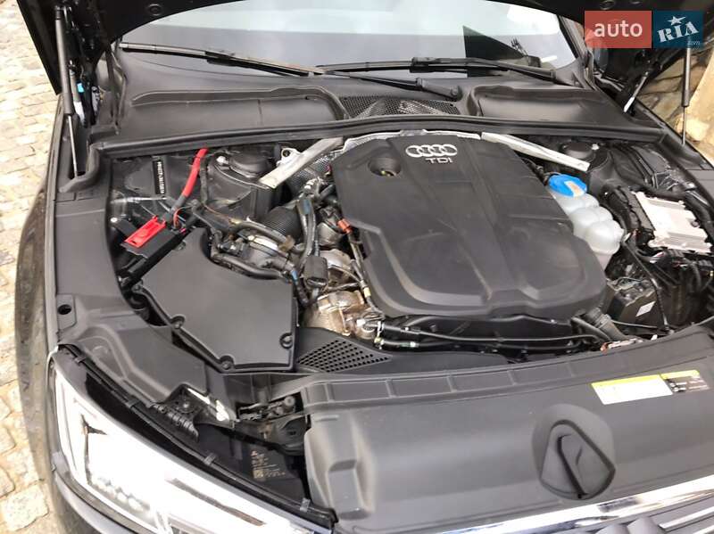 Седан Audi A4 2017 в Ивано-Франковске
