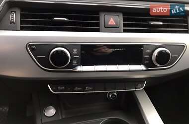 Седан Audi A4 2017 в Ивано-Франковске