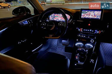 Седан Audi A4 2016 в 
