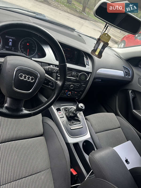 Универсал Audi A4 2008 в Самборе