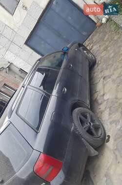 Універсал Audi A4 2000 в 