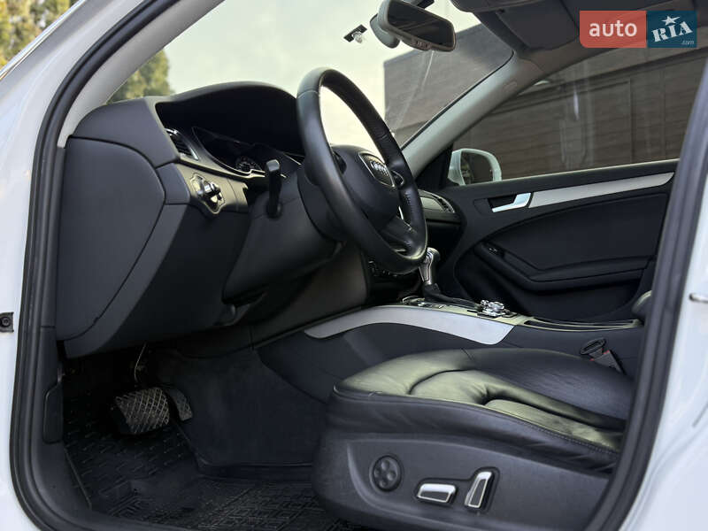 Седан Audi A4 2014 в Києві