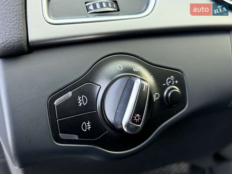 Седан Audi A4 2014 в Києві