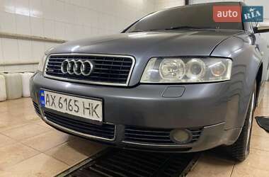Седан Audi A4 2001 в 
