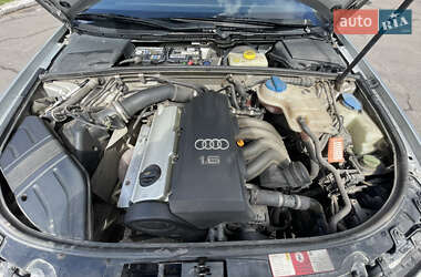 Седан Audi A4 2003 в 