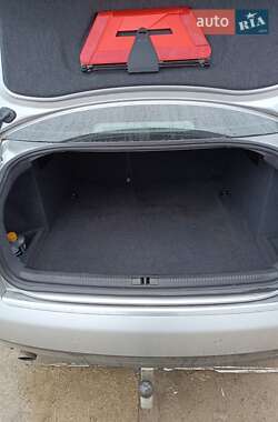 Седан Audi A4 2001 в 