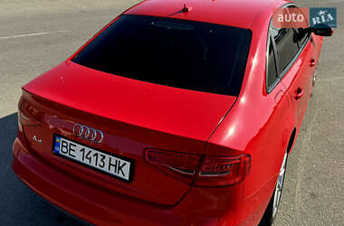 Седан Audi A4 2015 в 