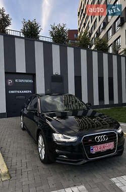 Седан Audi A4 2015 в 