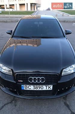 Седан Audi A4 2004 в 