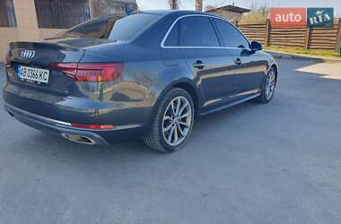 Седан Audi A4 2019 в 