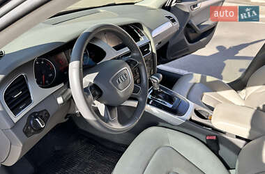 Седан Audi A4 2012 в 