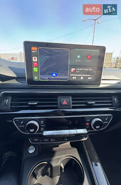 Седан Audi A4 2017 в 