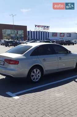 Седан Audi A4 2012 в 