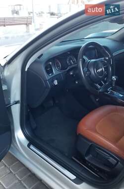 Седан Audi A4 2012 в 