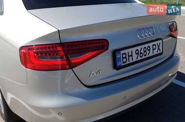 Седан Audi A4 2012 в 