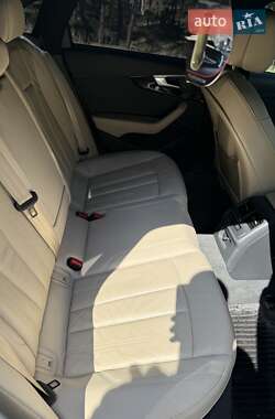 Седан Audi A4 2016 в 