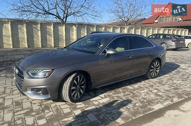 Седан Audi A4 2019 в 
