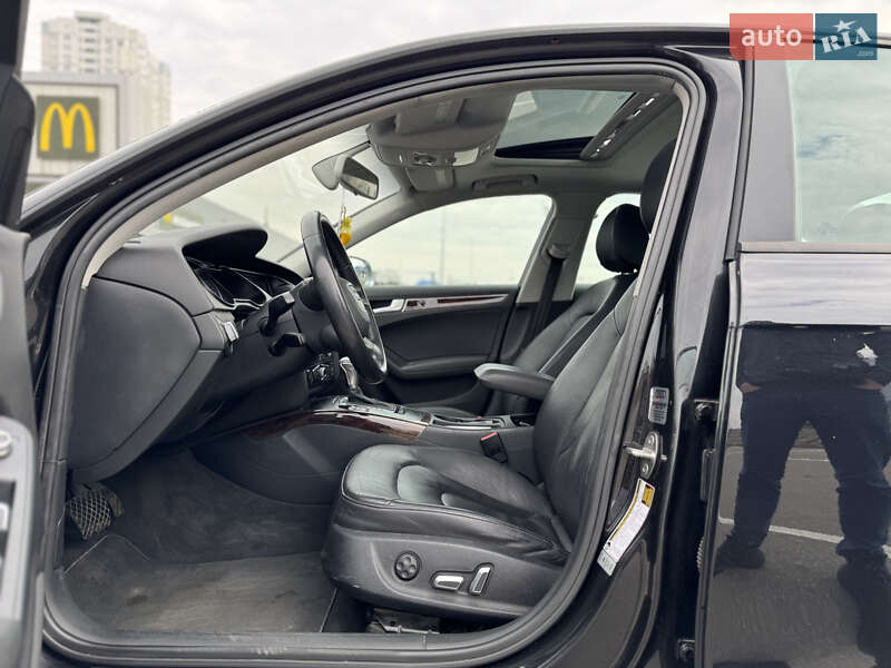 Седан Audi A4 2013 в Киеве