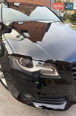 Седан Audi A4 2010 в 