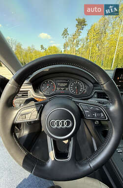 Седан Audi A4 2015 в 
