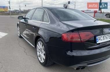 Седан Audi A4 2012 в Луцке