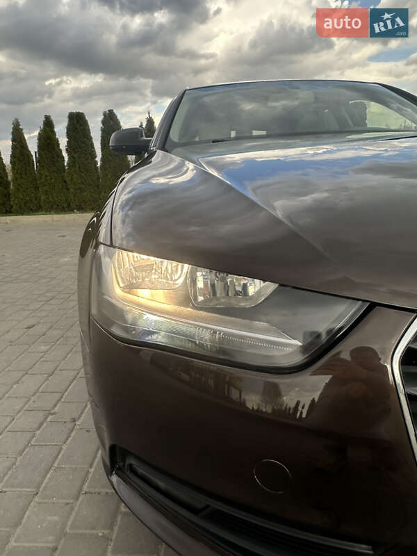 Универсал Audi A4 2012 в Луцке
