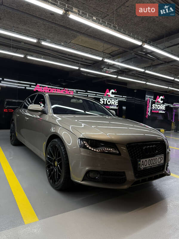 Седан Audi A4 2010 в 