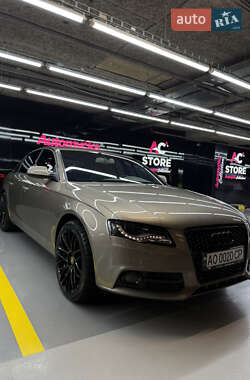 Седан Audi A4 2010 в 