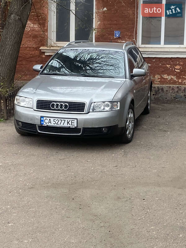 Универсал Audi A4 2004 в 