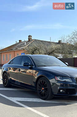 Седан Audi A4 2012 в 