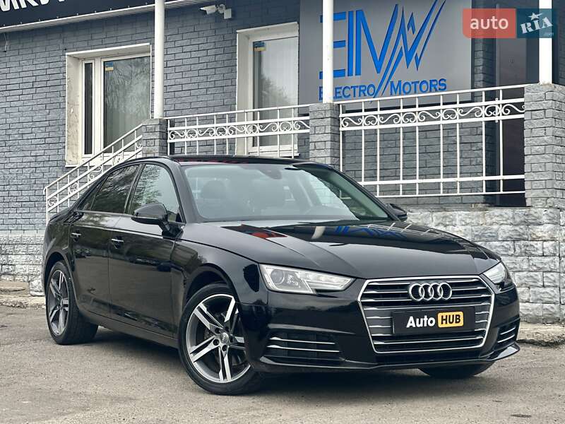 Седан Audi A4 2016 в 
