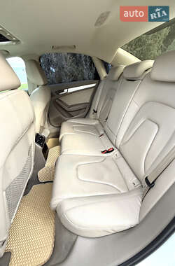 Седан Audi A4 2009 в 