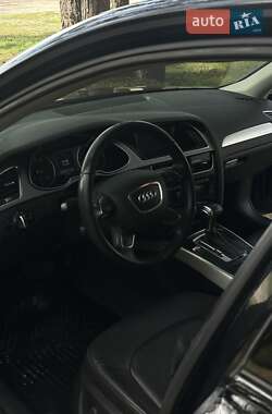 Седан Audi A4 2013 в 