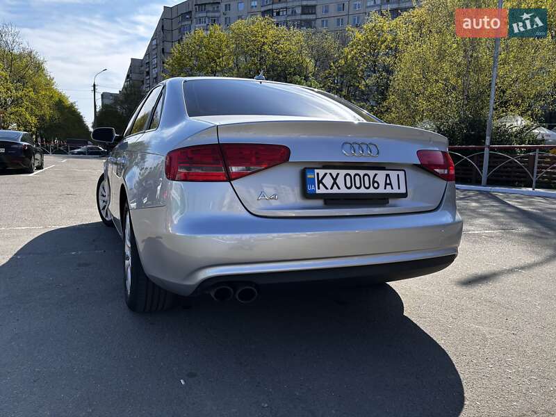 Седан Audi A4 2014 в Харькове