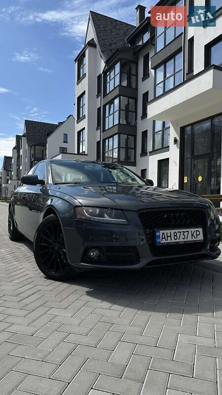Седан Audi A4 2010 в Киеве