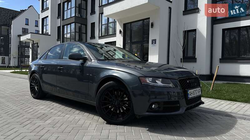 Седан Audi A4 2010 в Киеве