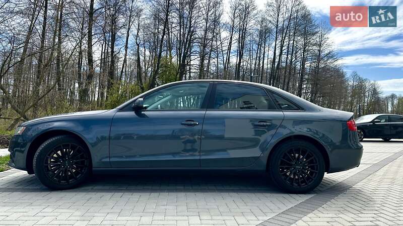 Седан Audi A4 2010 в Киеве