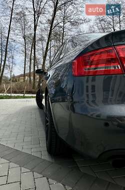 Седан Audi A4 2010 в Киеве