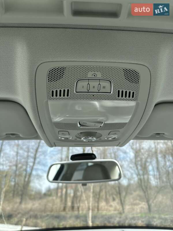 Седан Audi A4 2010 в Киеве