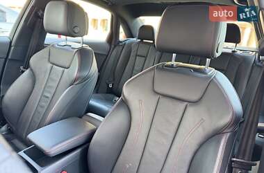 Седан Audi A4 2018 в 
