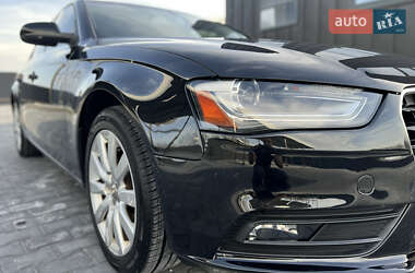 Седан Audi A4 2013 в 