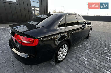 Седан Audi A4 2013 в 