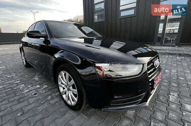 Седан Audi A4 2013 в 