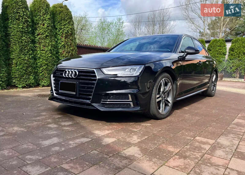 Седан Audi A4 2018 в 