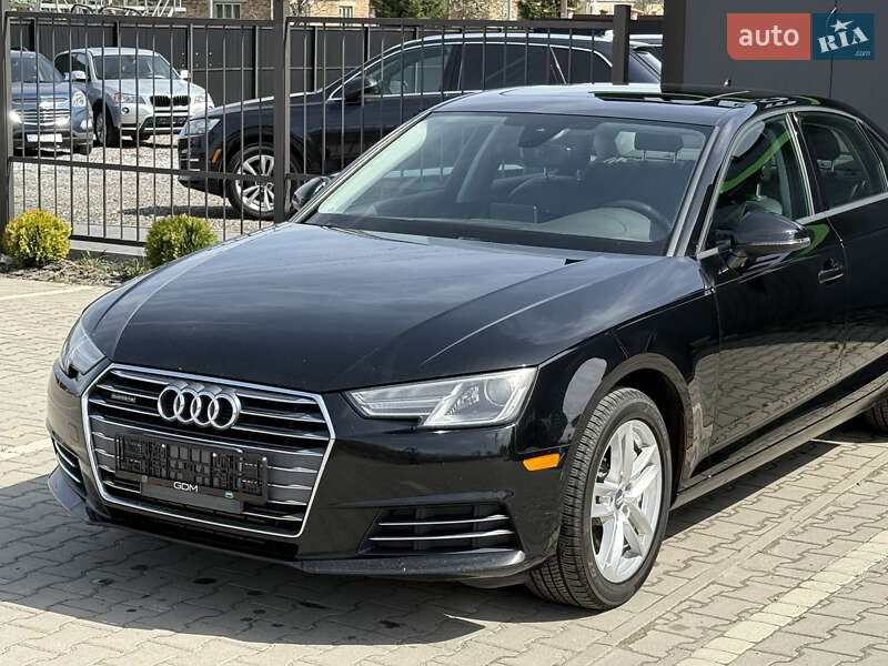 Седан Audi A4 2016 в Львові