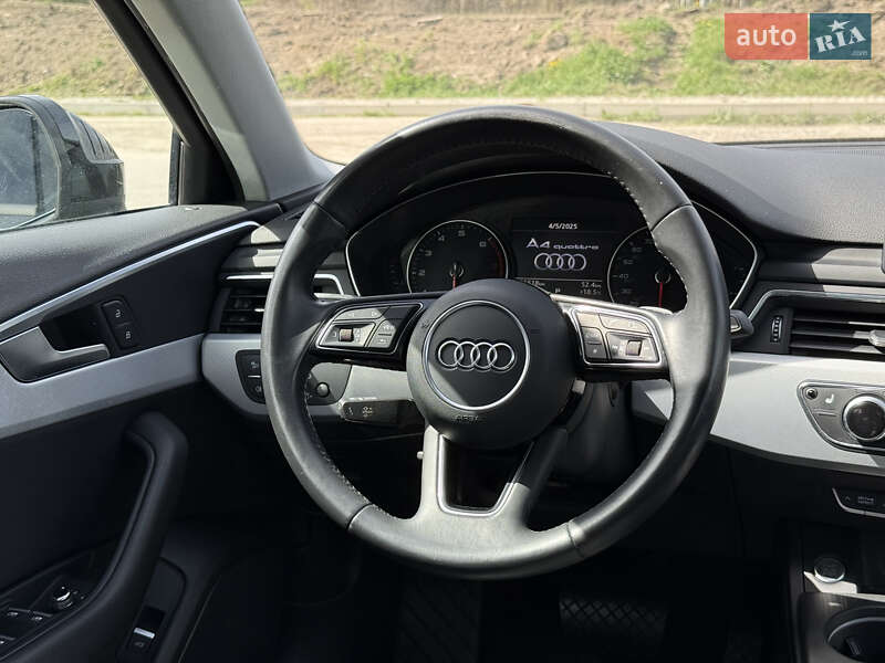 Седан Audi A4 2016 в Львові